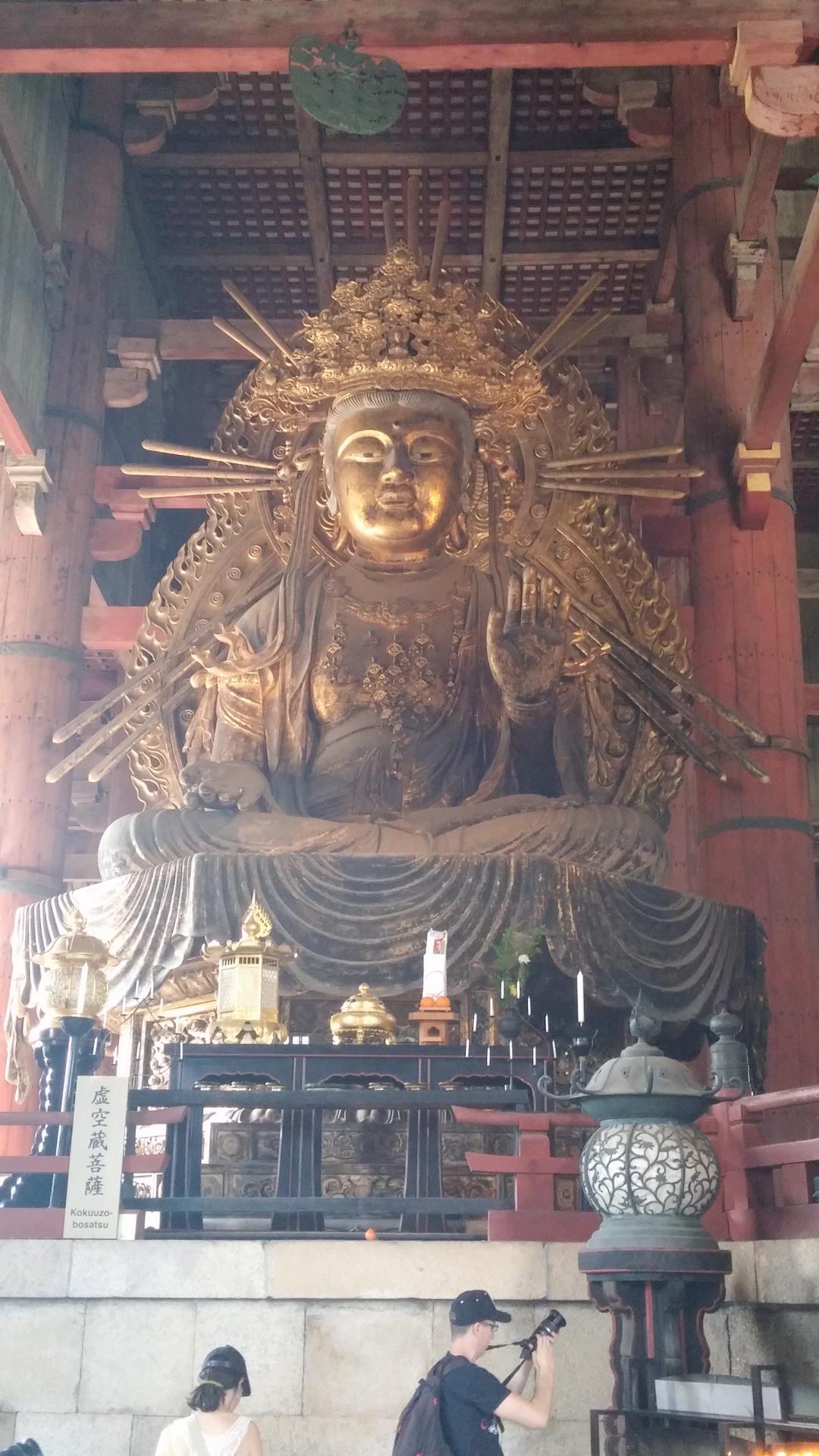 Bouddha doré au Todai-Ji